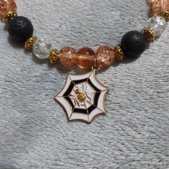 Spiderweb charm braclet - Picture 2 of 3